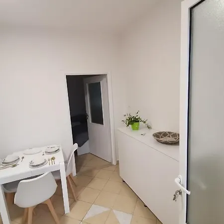 Apartman نيوم