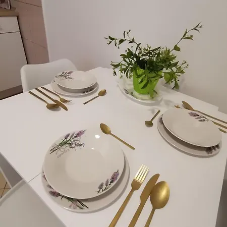 Apartman شقة *
